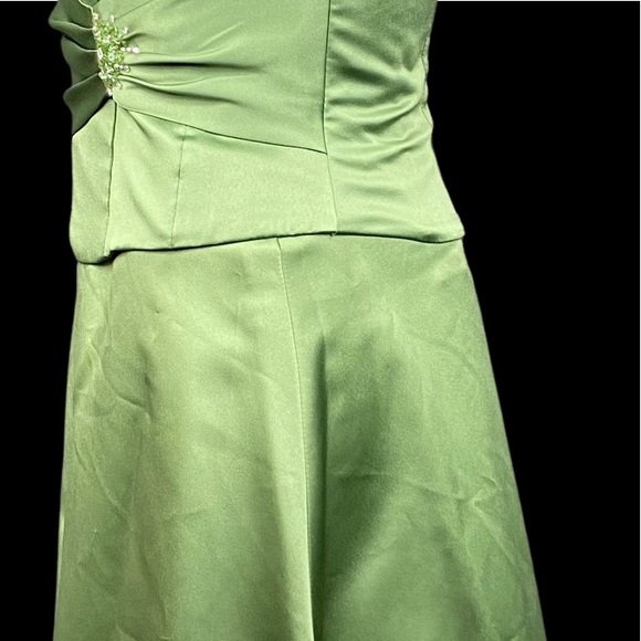 Alfred Angelo formal satin dress clover color 2 piece strapless - Picture 4 of 14
